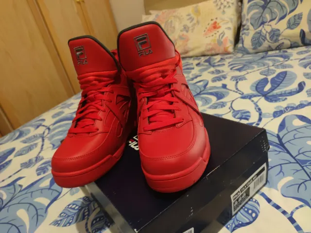 FILA Cage Mid Rojas - Talla 45 - Nuevas