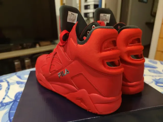 FILA Cage Mid Rojas - Talla 45 - Nuevas