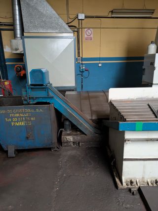 FRESADORA ANAYAK HVM 3300