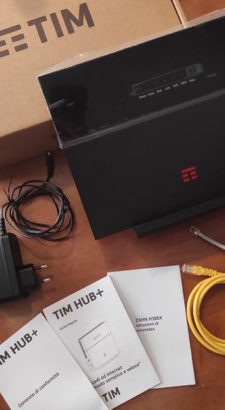 TIM HUB+ Router Modem