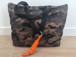 Bolso shopper grande Pull and Bear camuflaje