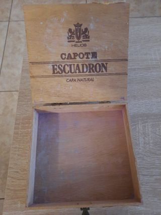 Caja de madera para tabaco HELIOS ESCUADRON