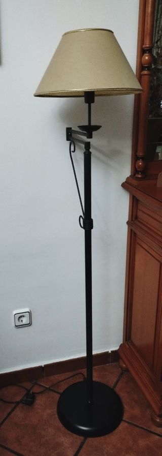 Lámpara de pie tela y metal