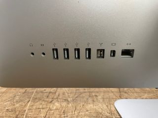 iMac A1311 (11,2) mediados 2010