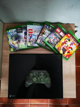 Xbox One + 6 Juegos + 1 mando 