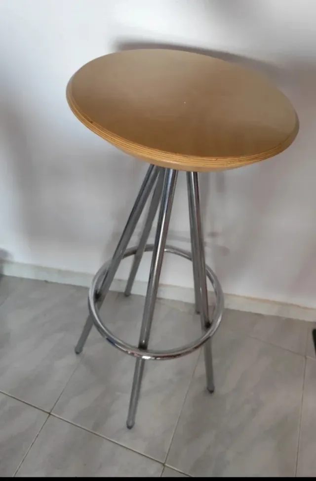Taburete profesional madera y metal