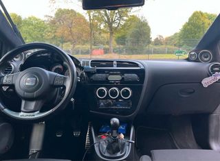 SEAT Leon Cupra 241cv