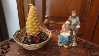 Statua Natività con candela