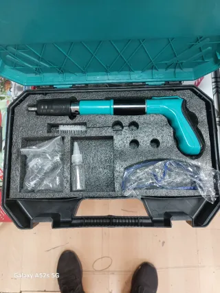 Remachadora Linea hd Neumática Manual + Accesorios