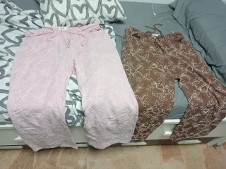2 Pantalones Stradivarius Estampados Talla 42