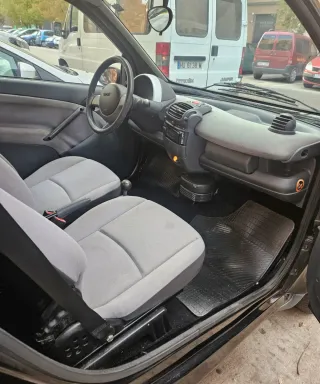smart fortwo 2004.