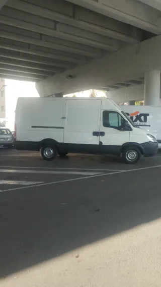 Se hacen mudanzas y traslados