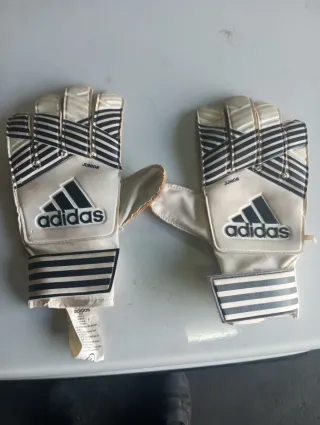 Guantes de portero junior Nike y Adidas