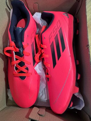 Botas de fútbol Adidas F50 Nuevas