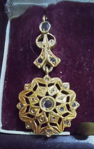 Pendientes Antiguos Oro en perfecto estado.