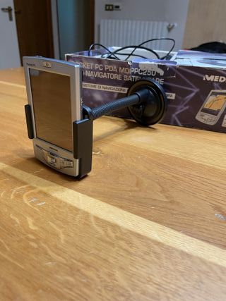 Pocket PC Medion MDPPC250 Navigatore GPS