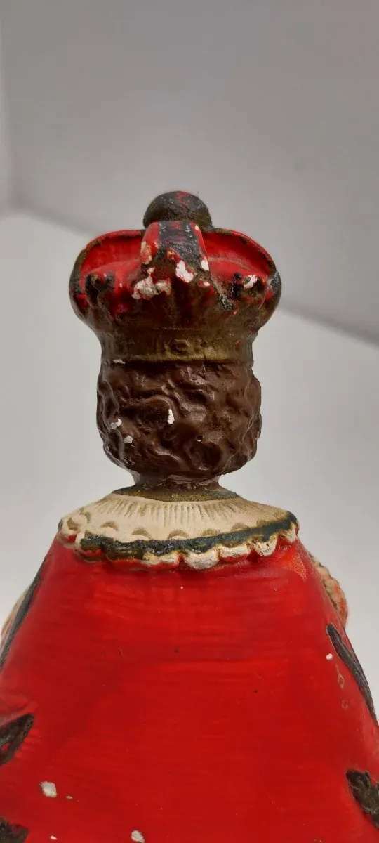 Niño de Praga figura religiosa