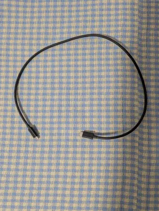 Cable Thunderbolt 4 Negro