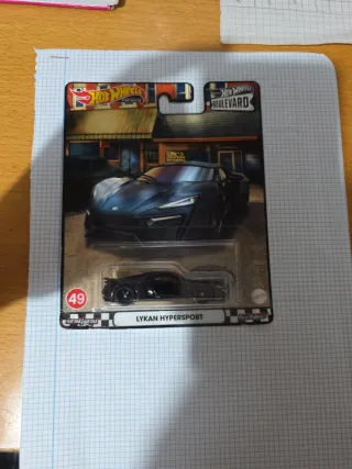 Hot Wheels Lykan Hypersport Boulevard