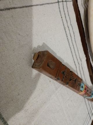 Flauto in legno decorato
