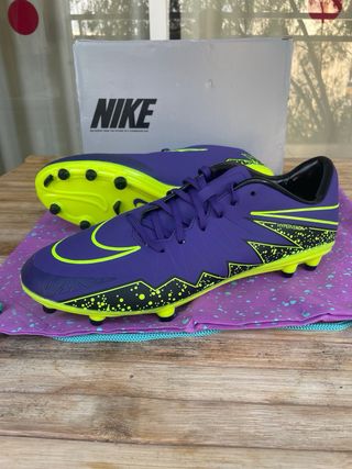 Botas de fútbol Nike Hypervenom Moradas
