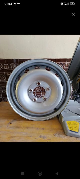 Llanta Renault Master Movano NV400