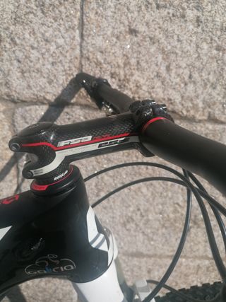 Bicicleta Scott Scale 910