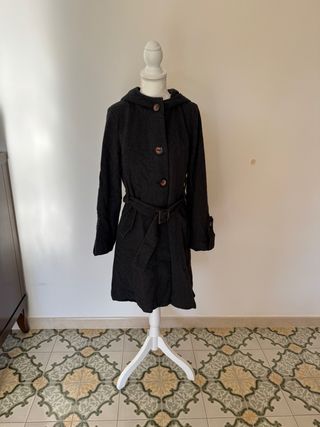 Cappotto donna con cappuccio e cintura