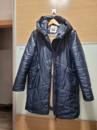 Abrigo acolchado azul talla M