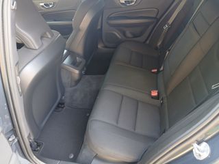 Volvo V60 2.0 B4 D 197cv Momentum Auto 2021