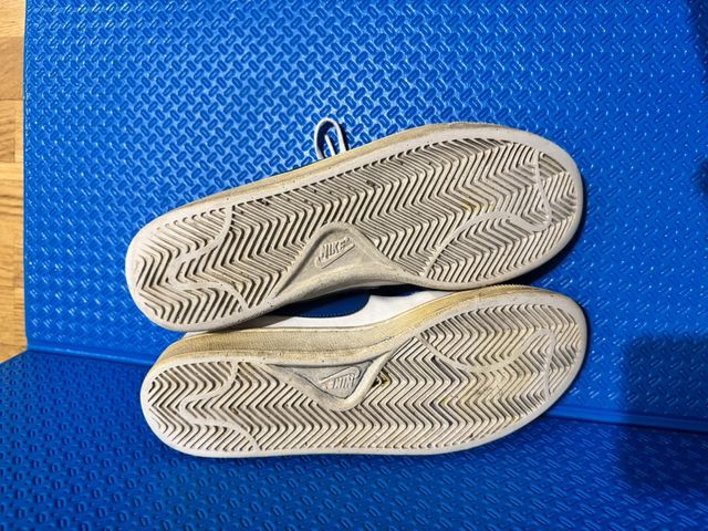 Nike Capri II LTR Blancas/Azules