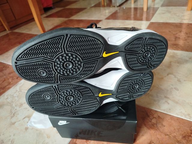Deportivas Nike Total 90 Negras Talla 44