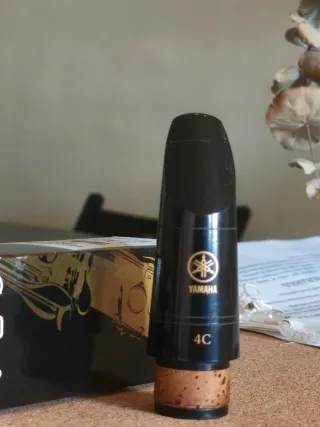 Boquilla Yamaha 4C Clarinete Sib
