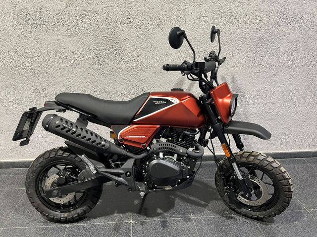 Brixton Crossfire 125 XS