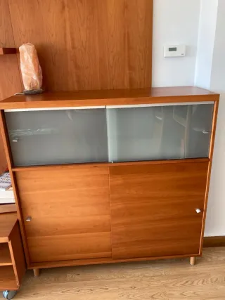 Mueble de salón modular madera y cristal