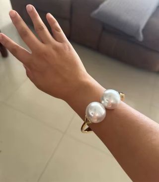 Bracciale rigido Max Mara con maxi perle