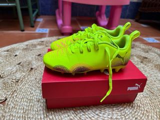 Botas Fútbol Puma T30 Multitacos Amarillas