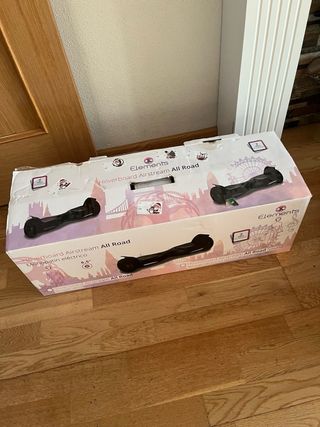 Hoverboard negro con detalles fucsia