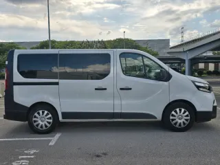 Nissan NV300 2022