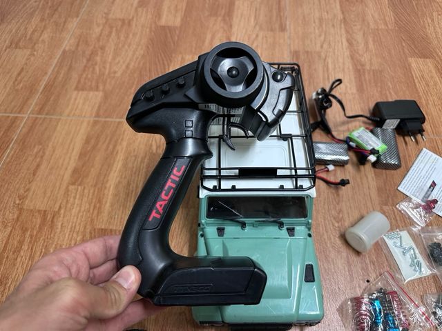 D90 radiocontrol 1/12