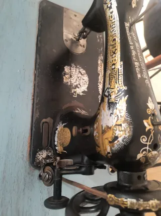 Máquina de coser Singer antigua