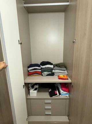 Armadio 6 ante, legno e bianco, come nuovo