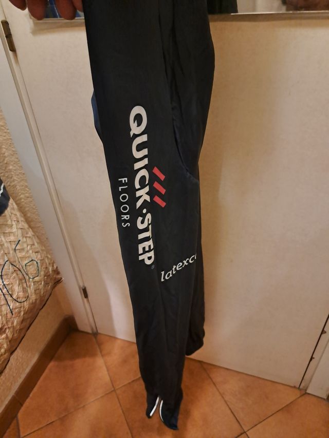 Maillot y culote Quick-Step Soudal