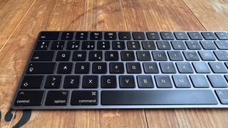 Magic Keyboard con bloque numérico. Apple
