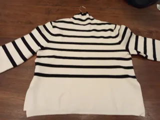 Jersey H&M rayas blancas y negras