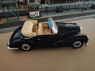 Maisto 1/18 Coche Clásico Negro Convertible,