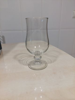 Vaso de cristal alto cerveza
