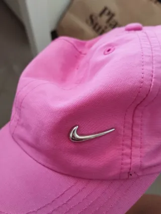 Gorra Nike Fucsia
