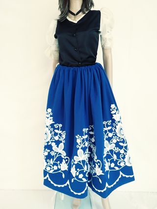 TRAJE REGIONAL SRA.