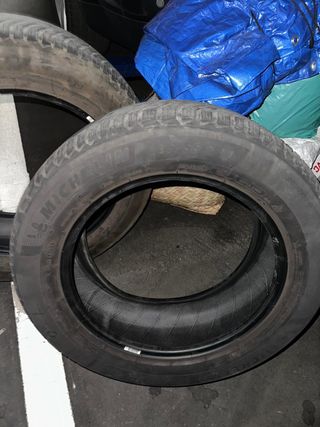 Ruedas Michelin 50% vida 235/55/R17 103 Y